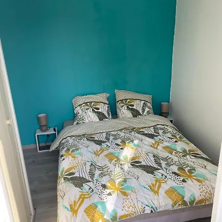 Apartment En Bord De Port